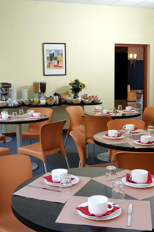 Apparthotel Privilodges Lyon Lumiere Restaurant photo