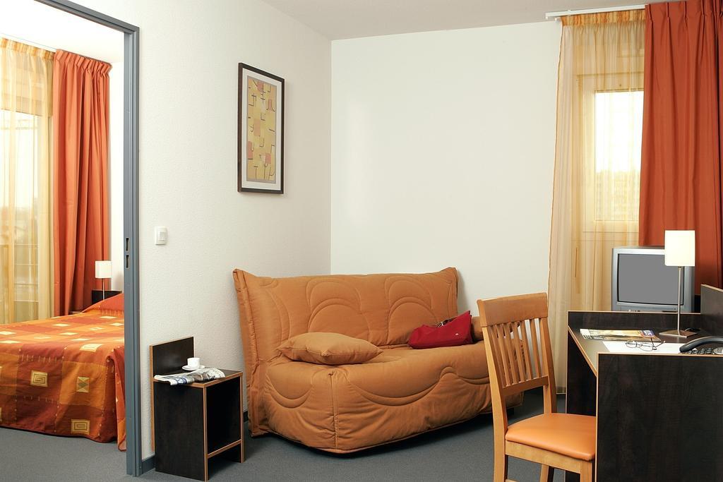 Apparthotel Privilodges Lyon Lumiere Room photo